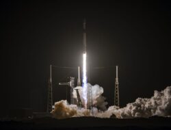 Sejarah Bangsa, SpaceX Meledak: Inspirasi & Kekuatan Nasional