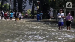 Banjir Jakarta: 35 RT Terendam, Selasa Pagi Masih Tergenang