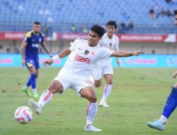 Dua Raksasa Sepak Bola Terhenti: Gagal Raih Tiket Final Piala Presiden 2025