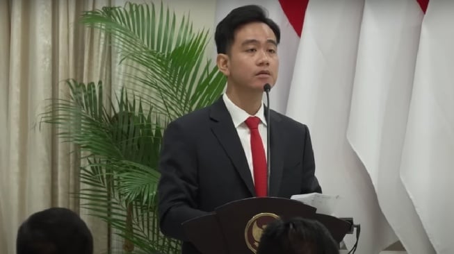 Gibran di Lemhannas: Hormati Senior, Raih Apresiasi Pengamat Intelijen