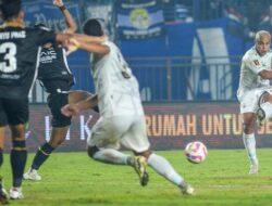 Piala Presiden 2025: Persib Tersandung, Harapan Juara Pupus Dini